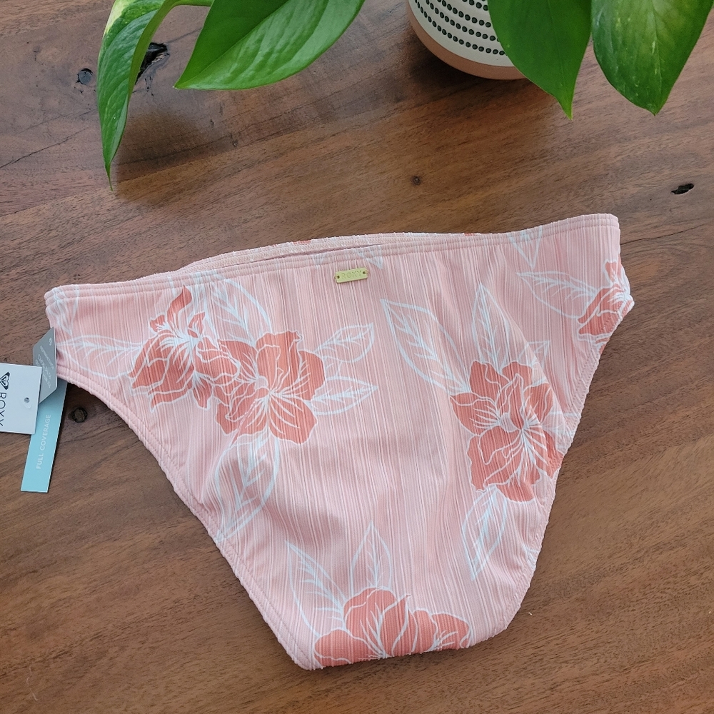 NWT women's Roxy bikini bottoms! - Picture 3 of 4